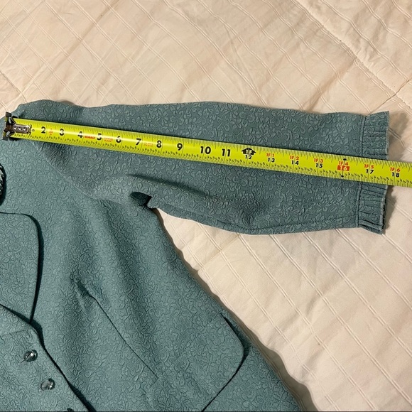 Vintage Miss Dorby Blue Ruffled Woven Floral Design Glass Button Blazer - Picture 14 of 14